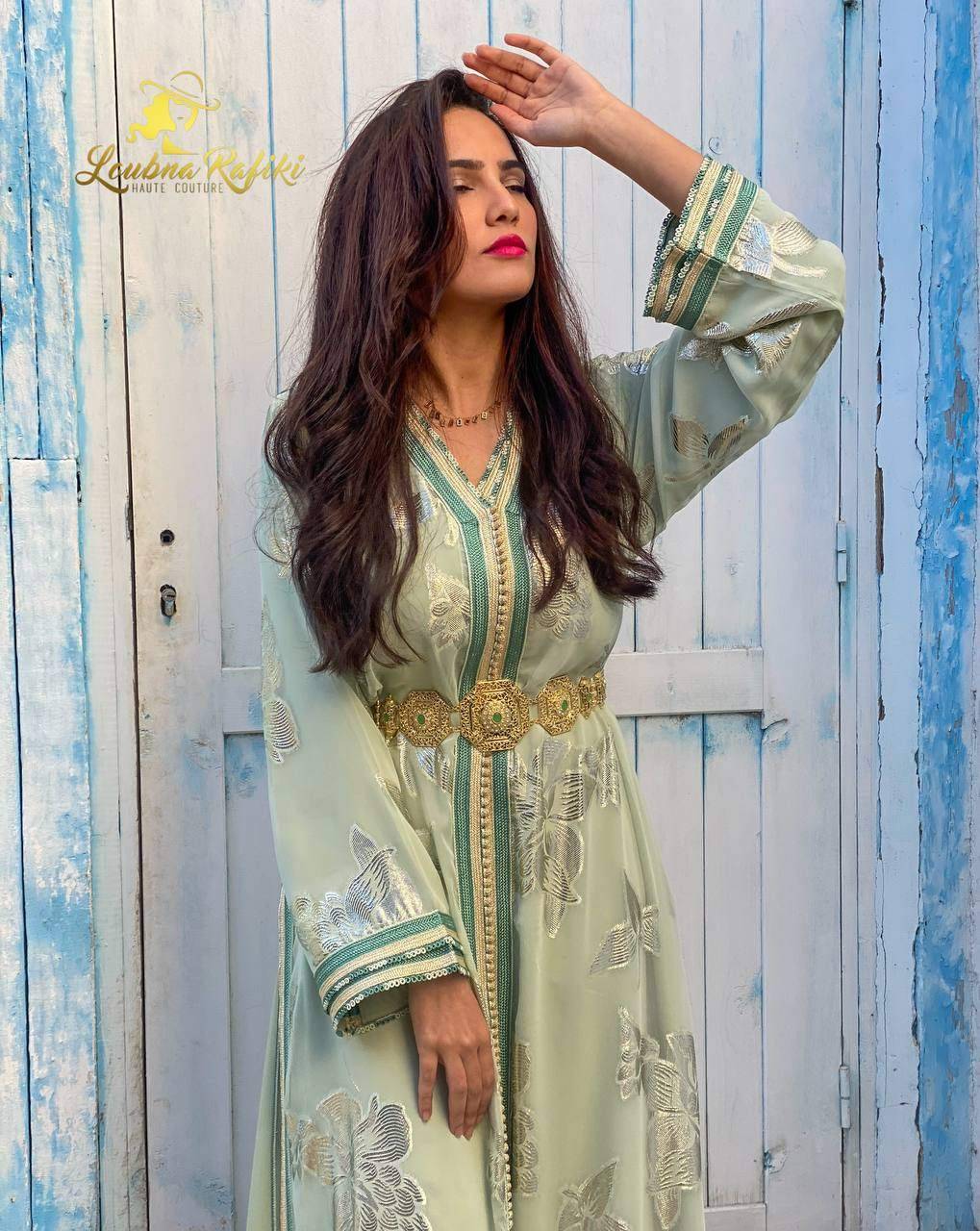 Caftan Marocain Vert Clair aux motifs papillon